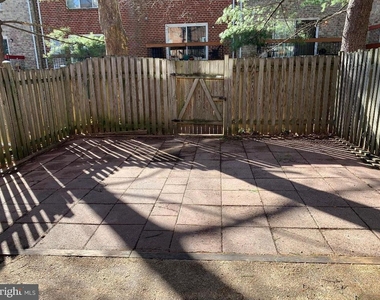 10716 Cordage Walk - Photo Thumbnail 35
