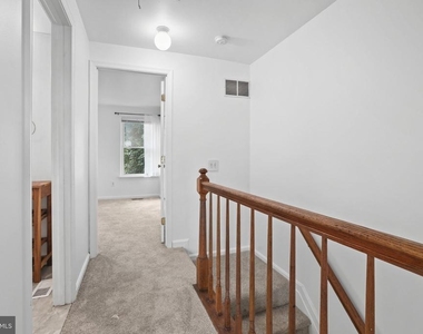 1215 Independence Square - Photo Thumbnail 16