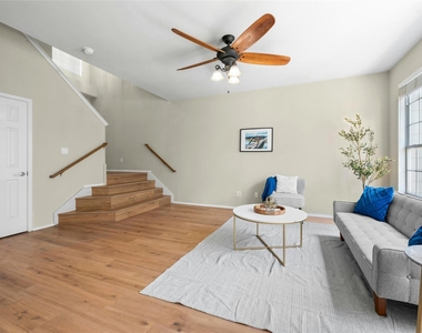 2632 Century Park Blvd - Photo Thumbnail 3