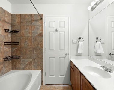 2632 Century Park Blvd - Photo Thumbnail 16