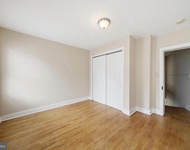 403 W South Street - Photo Thumbnail 2