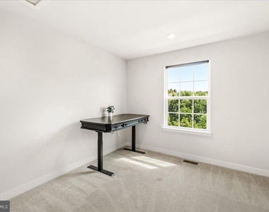 1403 Wilmer Park Lane - Photo Thumbnail 17