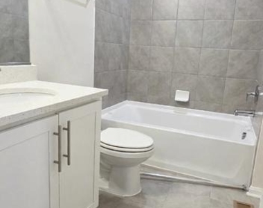 420 Herringbone Way - Photo Thumbnail 20