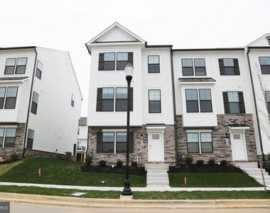 420 Herringbone Way - Photo Thumbnail 22