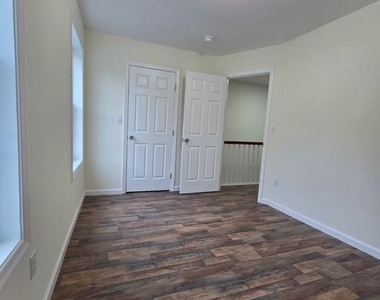 522 Pine Street - Photo Thumbnail 20