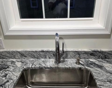 522 Pine Street - Photo Thumbnail 24