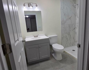 522 Pine Street - Photo Thumbnail 17