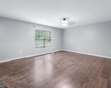 5285 Stowe Lane - Photo Thumbnail 12