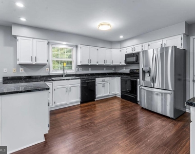 5285 Stowe Lane - Photo Thumbnail 9