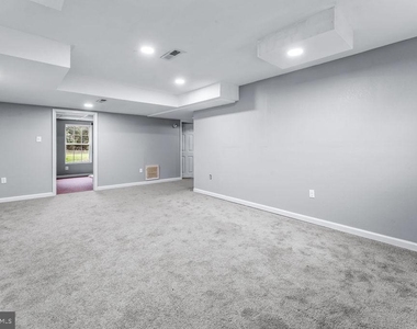 5285 Stowe Lane - Photo Thumbnail 22