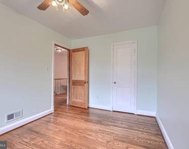 8446 Loch Raven Boulevard - Photo Thumbnail 19