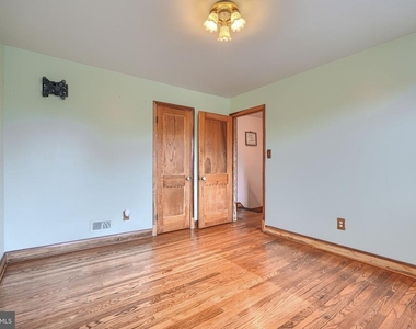 8446 Loch Raven Boulevard - Photo Thumbnail 23
