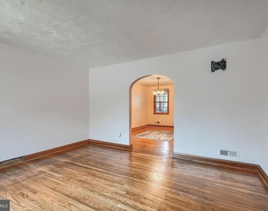 8446 Loch Raven Boulevard - Photo Thumbnail 4