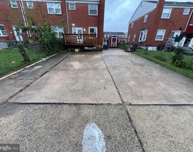 826 Arncliffe Road - Photo Thumbnail 6