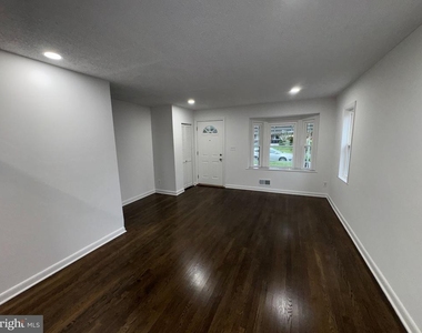 826 Arncliffe Road - Photo Thumbnail 2