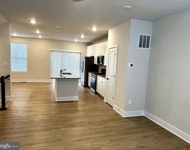 7817 Barrensdale Road - Photo Thumbnail 17
