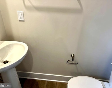 7817 Barrensdale Road - Photo Thumbnail 3