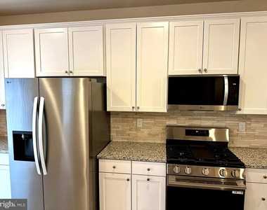 7817 Barrensdale Road - Photo Thumbnail 11