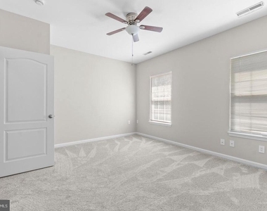 519 Ensemble Court - Photo Thumbnail 31