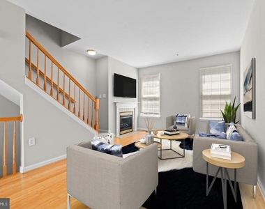 519 Ensemble Court - Photo Thumbnail 4