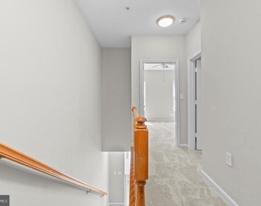 519 Ensemble Court - Photo Thumbnail 28