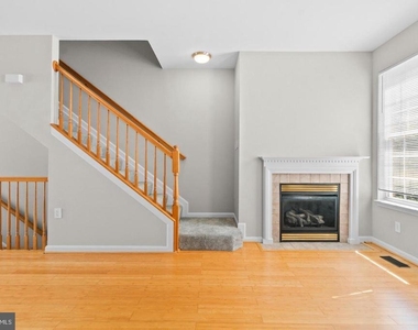 519 Ensemble Court - Photo Thumbnail 27
