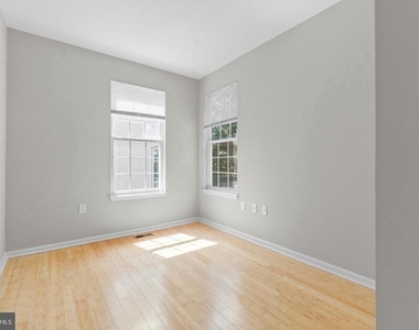 519 Ensemble Court - Photo Thumbnail 23
