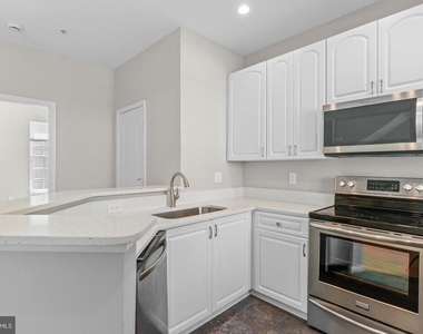 519 Ensemble Court - Photo Thumbnail 19
