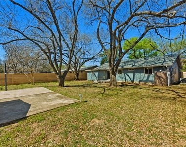 1005 Arthur Stiles Rd - Photo Thumbnail 24