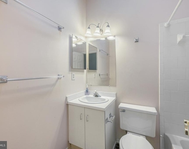 7222 Brookfalls Terrace - Photo Thumbnail 12