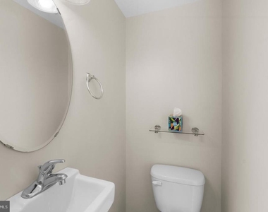 4617 Dillon Street - Photo Thumbnail 8