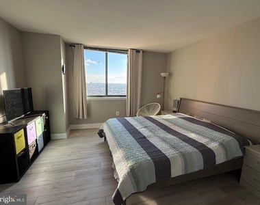 414 Water Street - Photo Thumbnail 15