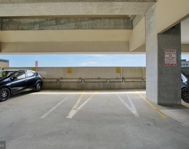 414 Water Street - Photo Thumbnail 27