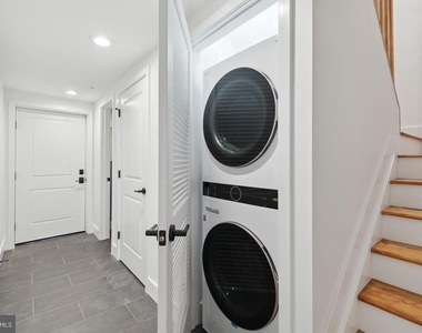 1207 Dellwood Avenue - Photo Thumbnail 20