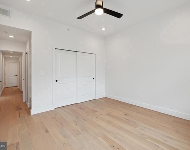 1207 Dellwood Avenue - Photo Thumbnail 16