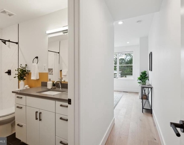 1207 Dellwood Avenue - Photo Thumbnail 8