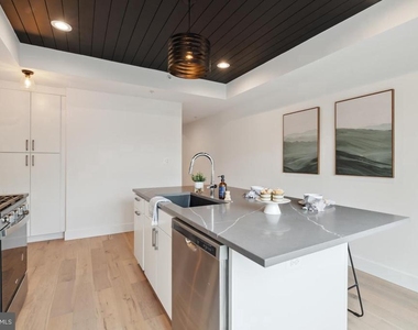 1207 Dellwood Avenue - Photo Thumbnail 30