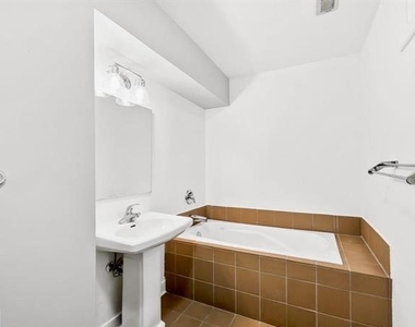 19 S Curley Street - Photo Thumbnail 16