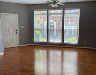 7548 Stoney Run Drive - Photo Thumbnail 2