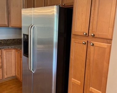 7548 Stoney Run Drive - Photo Thumbnail 5