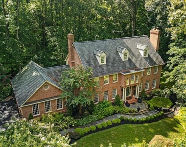 2005 Saint Stephens Woods Drive - Photo Thumbnail 4