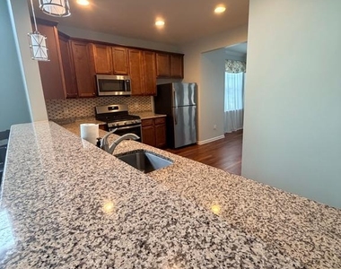 309 Mill Pond Avenue - Photo Thumbnail 6