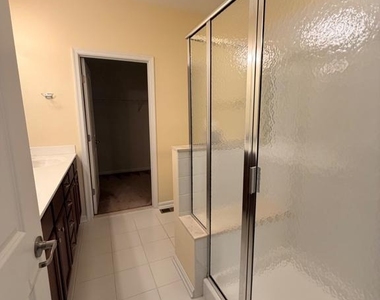 309 Mill Pond Avenue - Photo Thumbnail 17