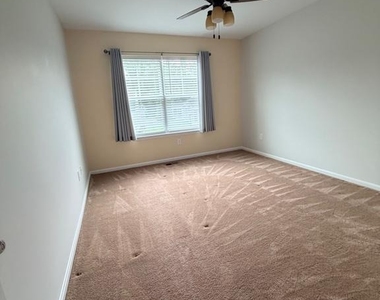 309 Mill Pond Avenue - Photo Thumbnail 35