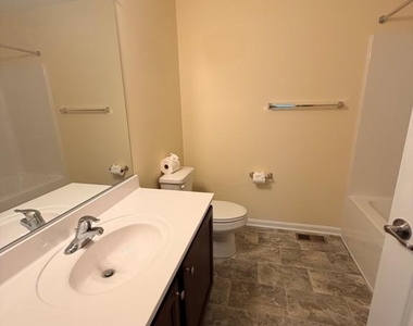 309 Mill Pond Avenue - Photo Thumbnail 31