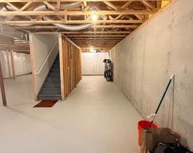 309 Mill Pond Avenue - Photo Thumbnail 22