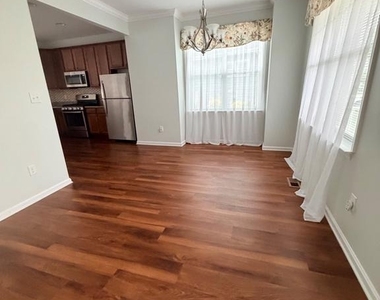 309 Mill Pond Avenue - Photo Thumbnail 2