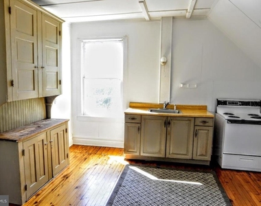 201 Delaware Ave - Photo Thumbnail 4