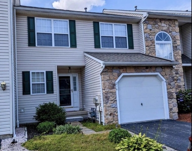 216 Beckington Court - Photo Thumbnail 1