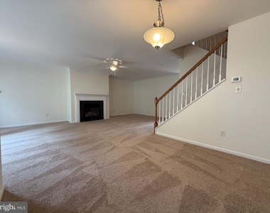 216 Beckington Court - Photo Thumbnail 18